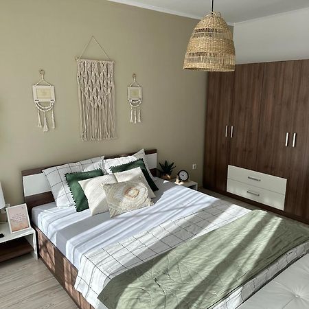 Samuil Apartment Burgas Bagian luar foto