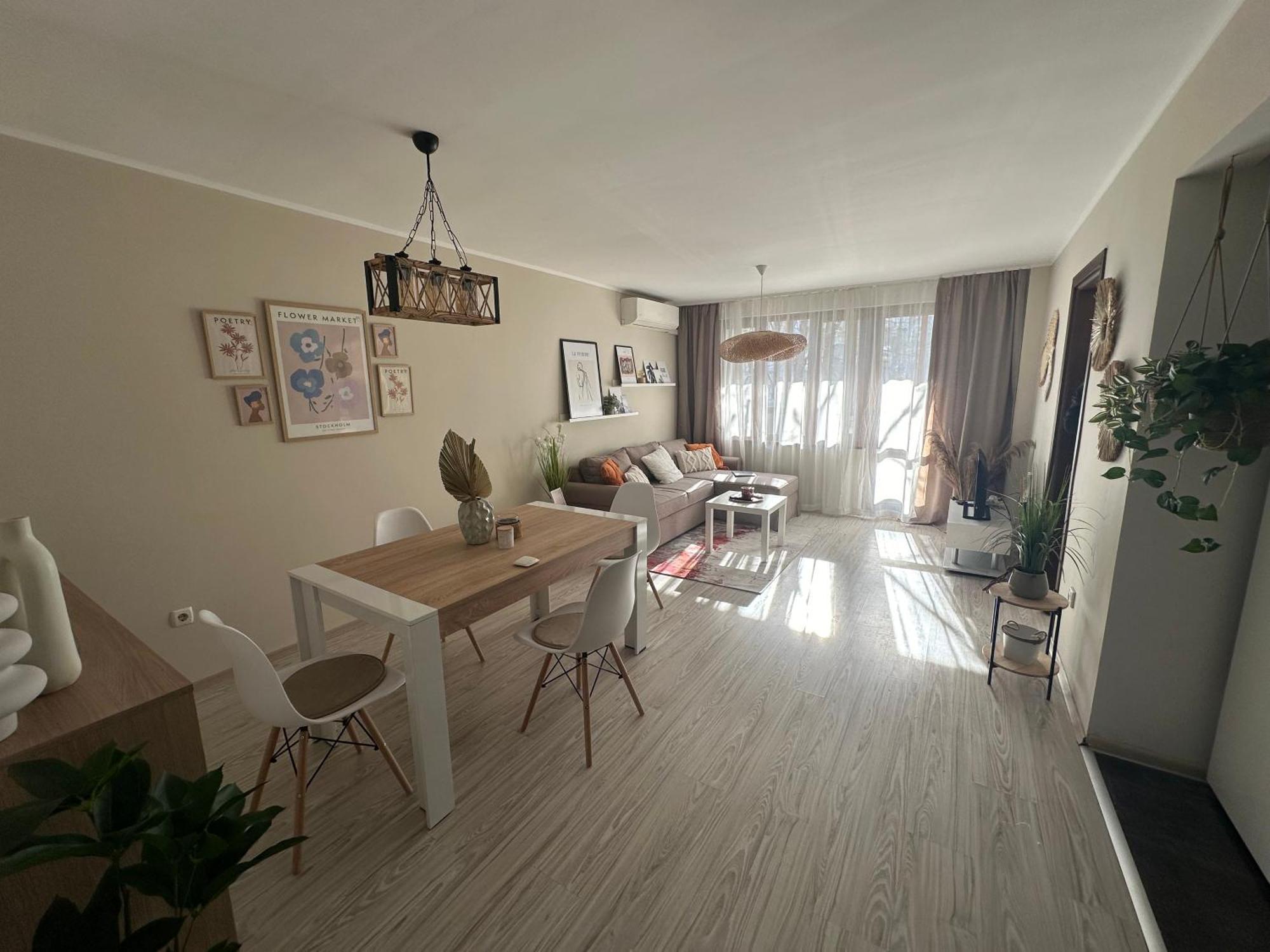 Samuil Apartment Burgas Bagian luar foto